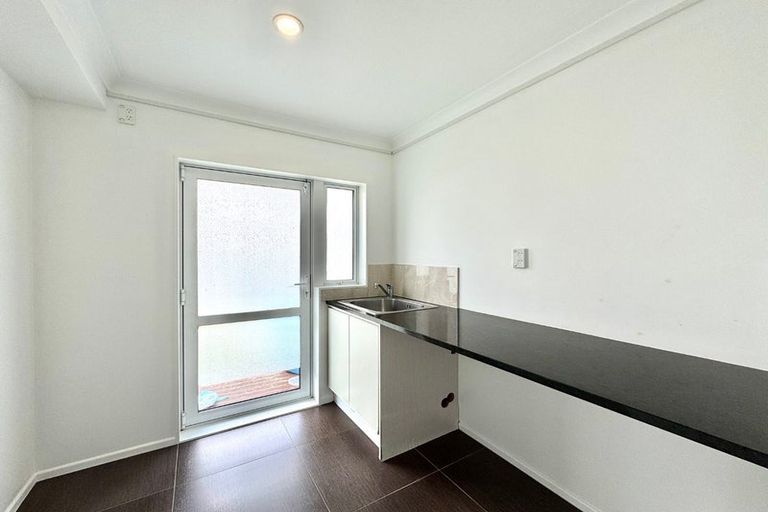 Photo of property in 152 Hill Road, The Gardens, Auckland, 2105