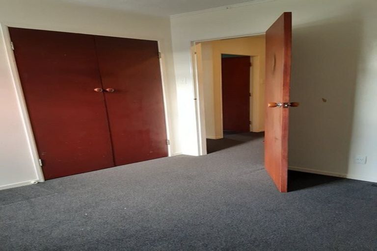 Photo of property in 142 Mark Avenue, Grenada Village, Wellington, 6037