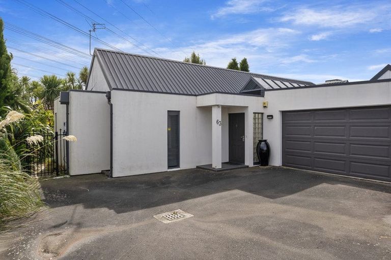 Photo of property in 63 Chesterfield Mews, Russley, Christchurch, 8042