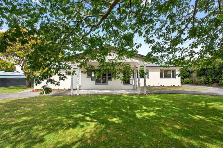 Photo of property in 19 Main Street, Greytown, 5712