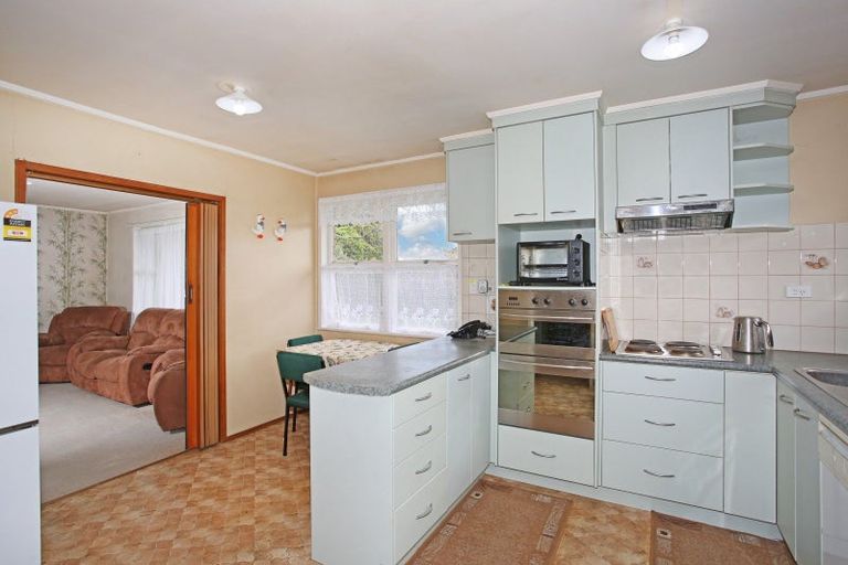 Photo of property in 108 Settlement Road, Papakura, 2110