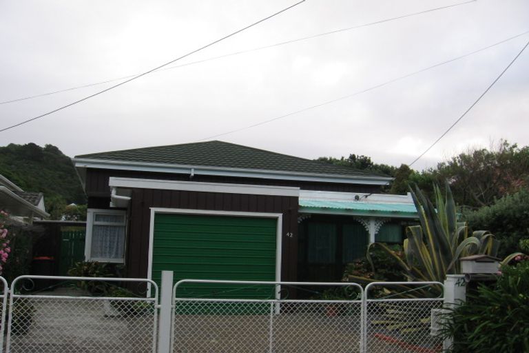 Photo of property in 42 Monro Street, Seatoun, Wellington, 6022