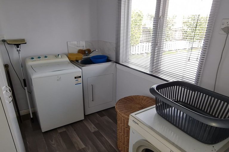 Photo of property in 80 Wakefield Street, Westport, 7825