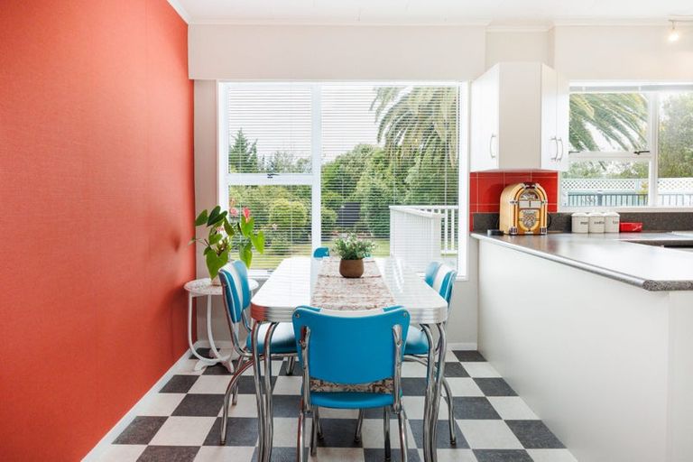 Photo of property in 125 Tutaki Road, Kelvin Grove, Palmerston North, 4470