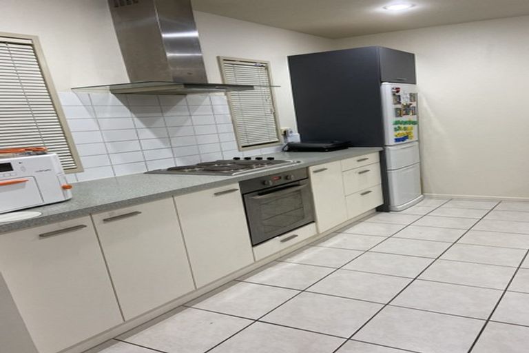 Photo of property in 1/206 Manuka Road, Bayview, Auckland, 0629