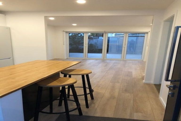 Photo of property in 1/15 Marriner Street, Sumner, Christchurch, 8081