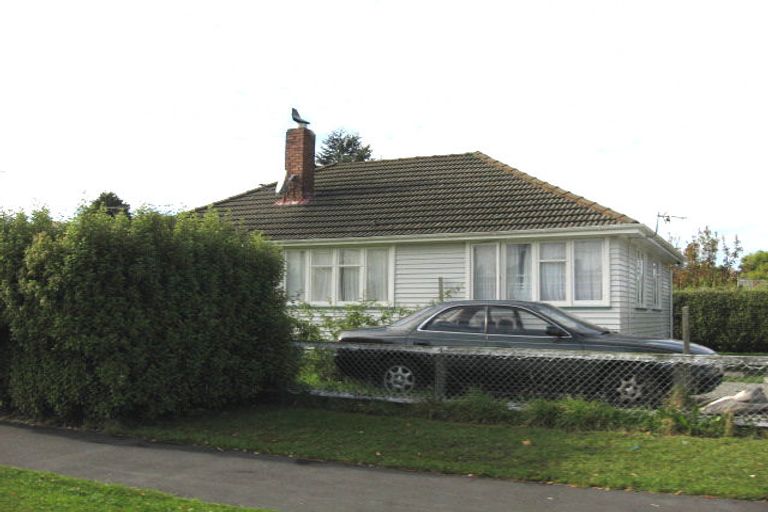 Photo of property in 69 Hoani Street, Northcote, Christchurch, 8052