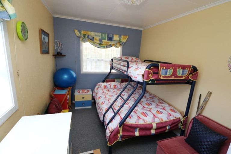 Photo of property in 28 Edinburgh Terrace, Foxton Beach, Foxton, 4815