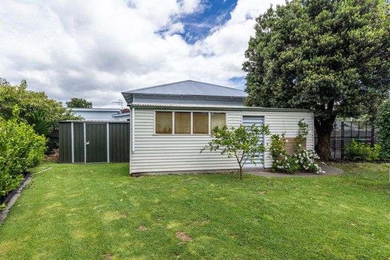 Photo of property in 2 Mcdonald Street, Napier South, Napier, 4110