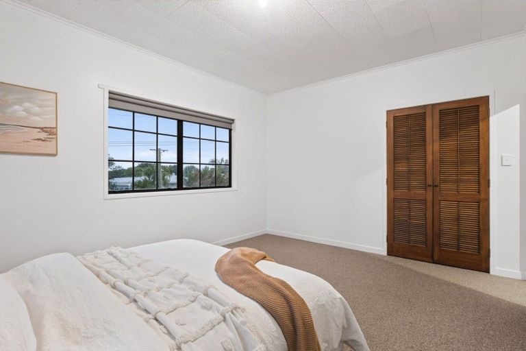 Photo of property in 20 Lysnar Street, Okitu, Gisborne, 4010