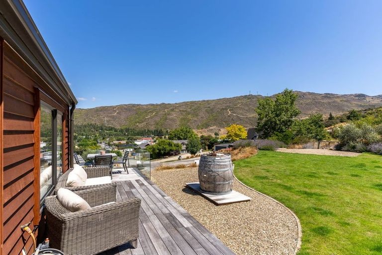 Photo of property in 26 Naylor Street, Clyde, 9330