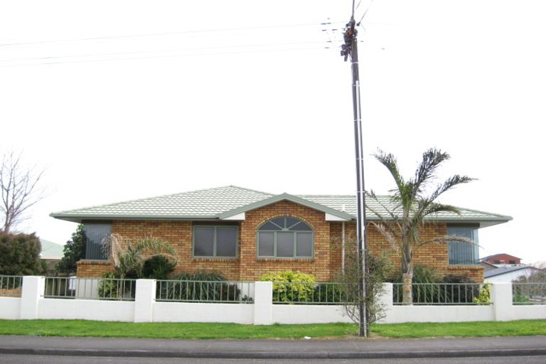 Photo of property in 23 Kingsford Street, Bell Block, New Plymouth, 4312