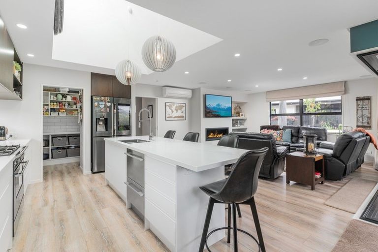 Photo of property in 62 Cameo Grove, Marshland, Christchurch, 8083