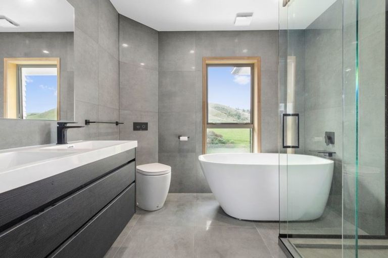 Photo of property in 193 Dunn Road, Ararimu, Drury, 2579