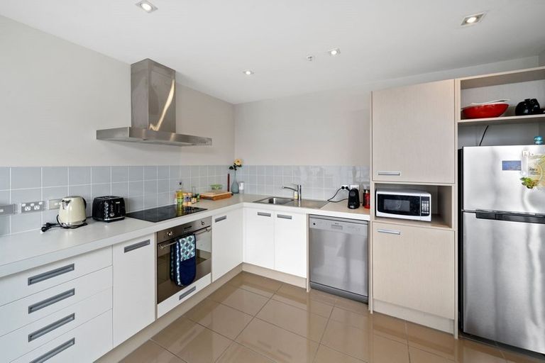 Photo of property in Republic2, 8j/10 Lorne Street, Te Aro, Wellington, 6011