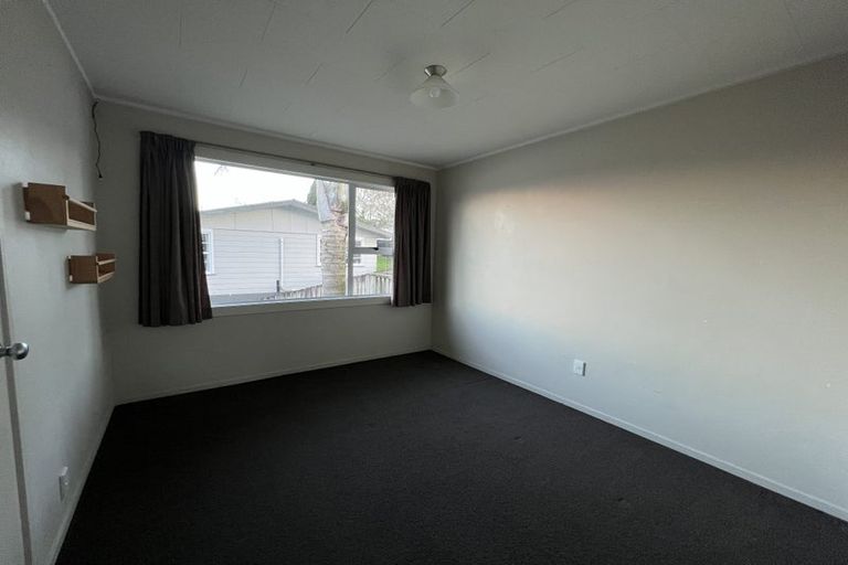 Photo of property in 230 Triangle Road, Massey, Auckland, 0614