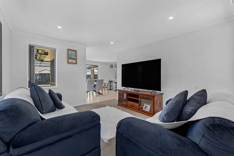 Photo of property in 36 Harriet Johnston Drive, Pokeno, 2402