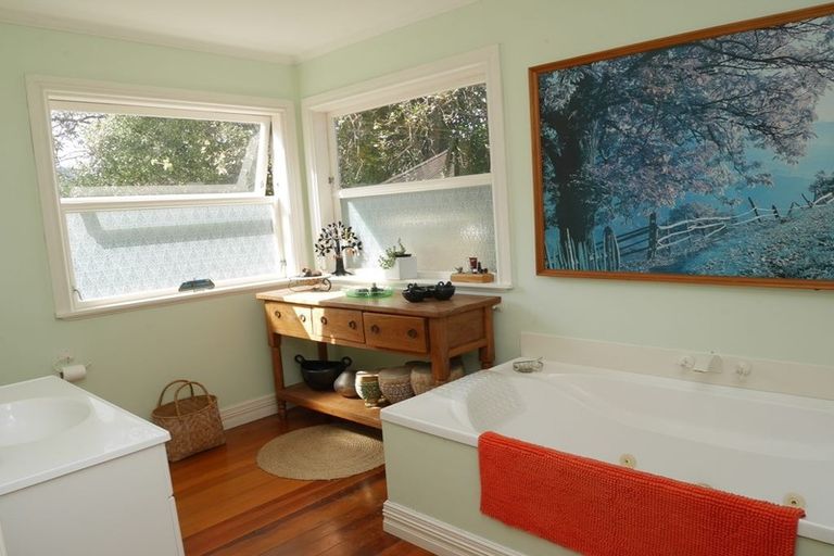 Photo of property in 23 Fincham Road, Raumati Beach, Paraparaumu, 5032