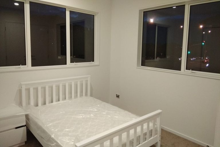 Photo of property in 18 Pikao Place, East Tamaki, Auckland, 2016