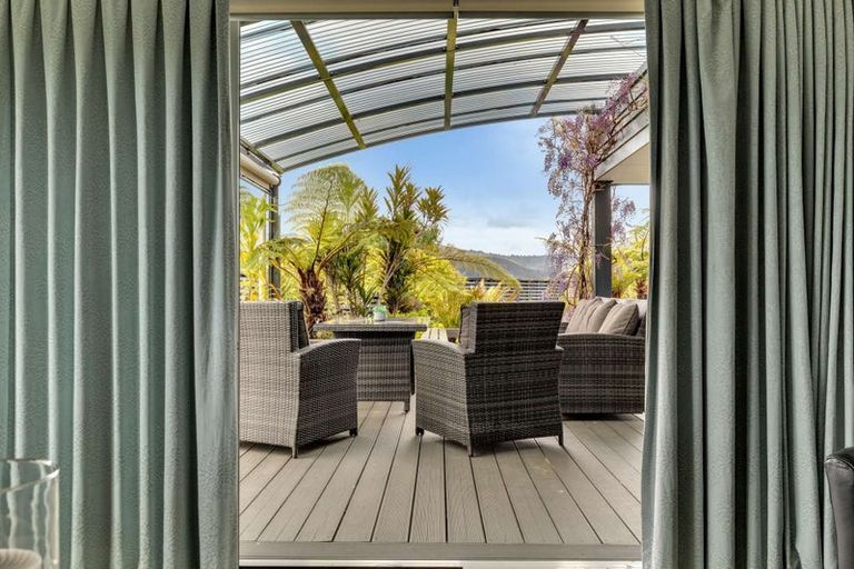 Photo of property in 20 Roseberry Place, Whitianga, 3510