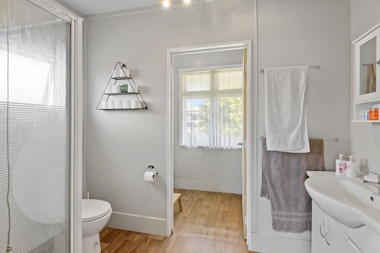 Photo of property in 10 Wilson Street, Islington, Christchurch, 8042