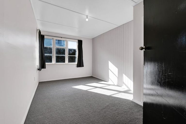 Photo of property in 53 Fairfield Road, Hawera, 4610