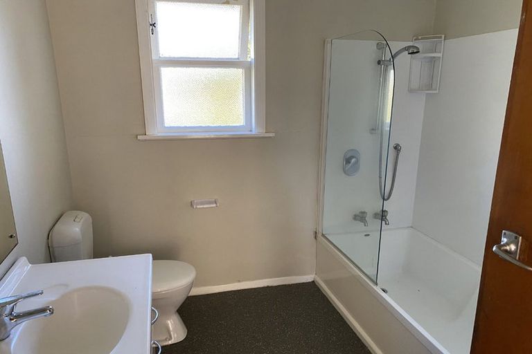 Photo of property in 14 John Street, Trentham, Upper Hutt, 5018