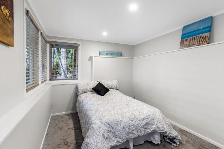 Photo of property in 45 Park Road, Titirangi, Auckland, 0604