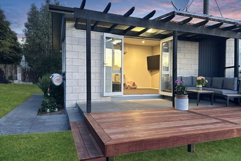 Photo of property in 1-2/17a Tawa Street, Glenwood, Timaru, 7910