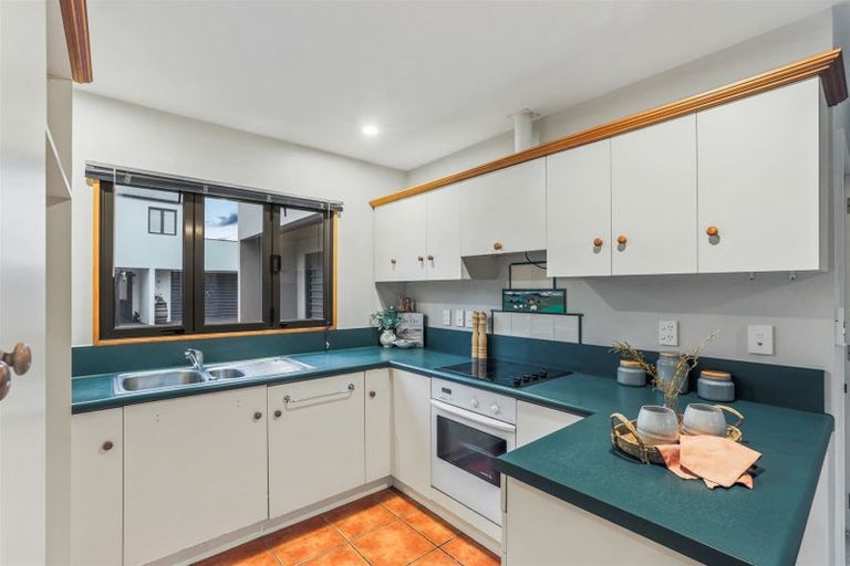 Photo of property in 128a Mcfaddens Road, St Albans, Christchurch, 8052
