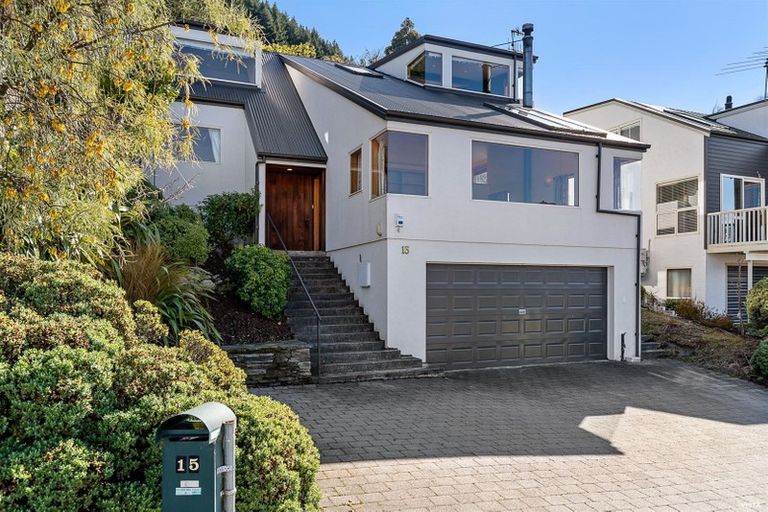 Photo of property in 15 Dart Place, Fernhill, Queenstown, 9300