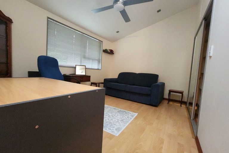 Photo of property in 98a Normandale Road, Normandale, Lower Hutt, 5010