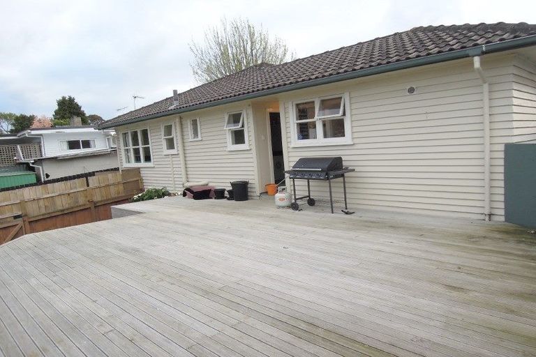Photo of property in 40 O'donn Avenue, Beach Haven, Auckland, 0626