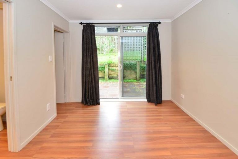 Photo of property in 56 Brian Crescent, Stanmore Bay, Whangaparaoa, 0932