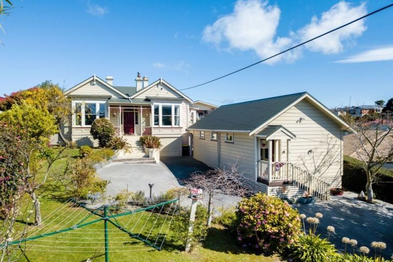 Photo of property in 35 Crosby Street, Mornington, Dunedin, 9011