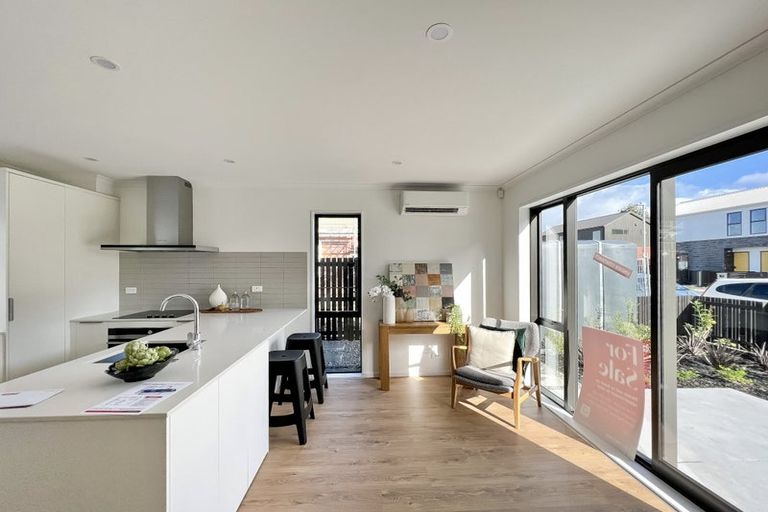 Photo of property in 3 Hema Road, Hobsonville, Auckland, 0616