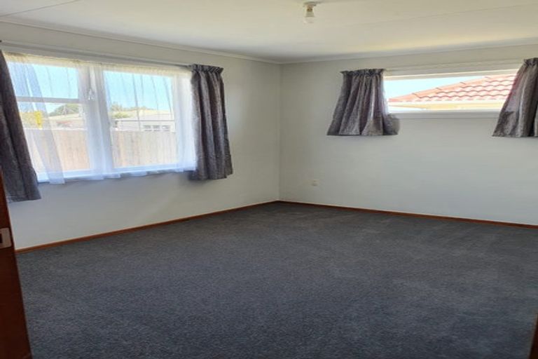 Photo of property in 20 Norfolk Street, Levin, 5510
