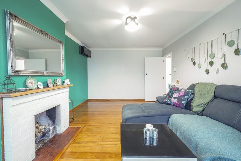 Photo of property in 12 Le Quesne Place, Fairfield, Hamilton, 3214