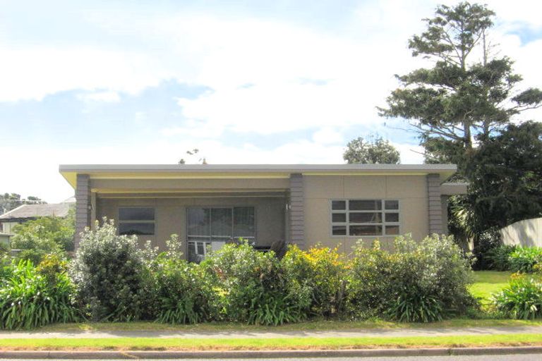 Photo of property in 314 Ocean Road, Whangamata, 3620