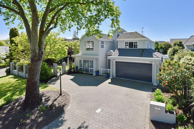 Photo of property in 28 Witbrock Crescent, Burnside, Christchurch, 8053