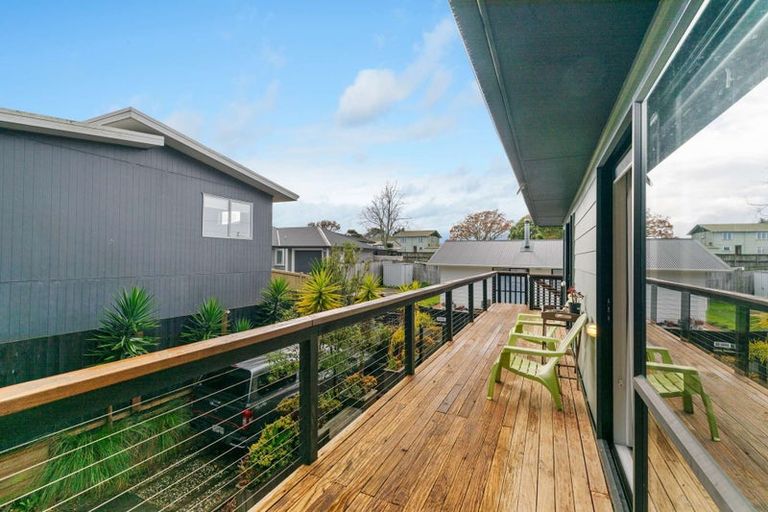 Photo of property in 5b Collingwood Road, Waiuku, 2123