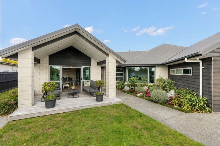 Photo of property in 23 Brancaster Place, Cambridge, 3434