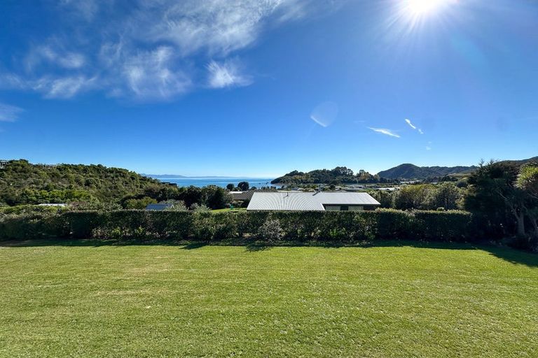Photo of property in 36 Nyhane Drive, Ligar Bay, Takaka, 7183