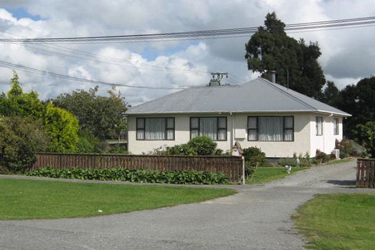 Photo of property in 16 Ritso Street, Darfield, 7510