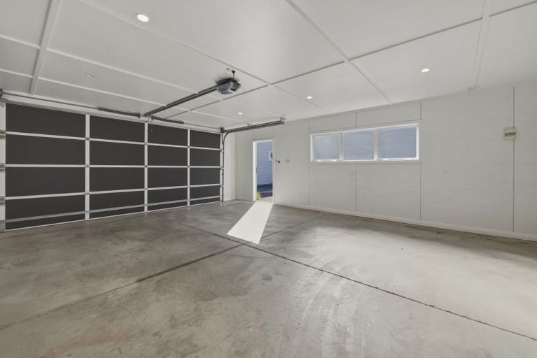 Photo of property in 30 Angela Place, Kinloch, Taupo, 3377