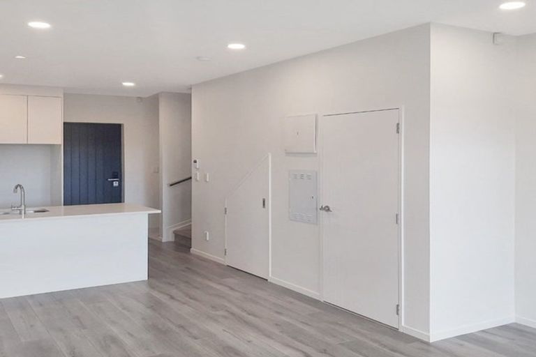 Photo of property in 134c Tiriwa Drive, Massey, Auckland, 0614