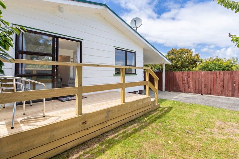 Photo of property in 2/3 Park Road, Paraparaumu Beach, Paraparaumu, 5032
