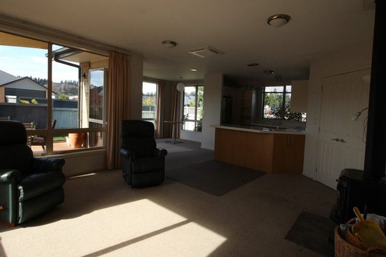 Photo of property in 16 Henderson Drive, Alexandra, 9320