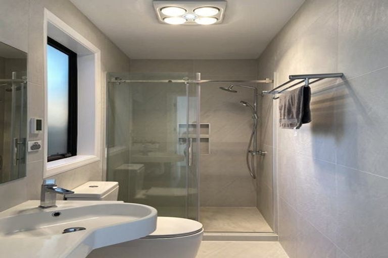 Photo of property in 51a Bleakhouse Road, Howick, Auckland, 2014