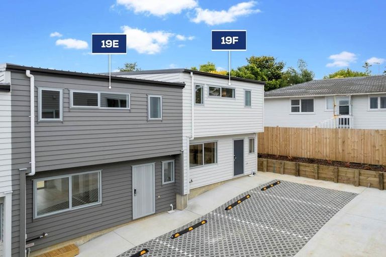 Photo of property in 19e Chislehurst Street, Henderson, Auckland, 0612